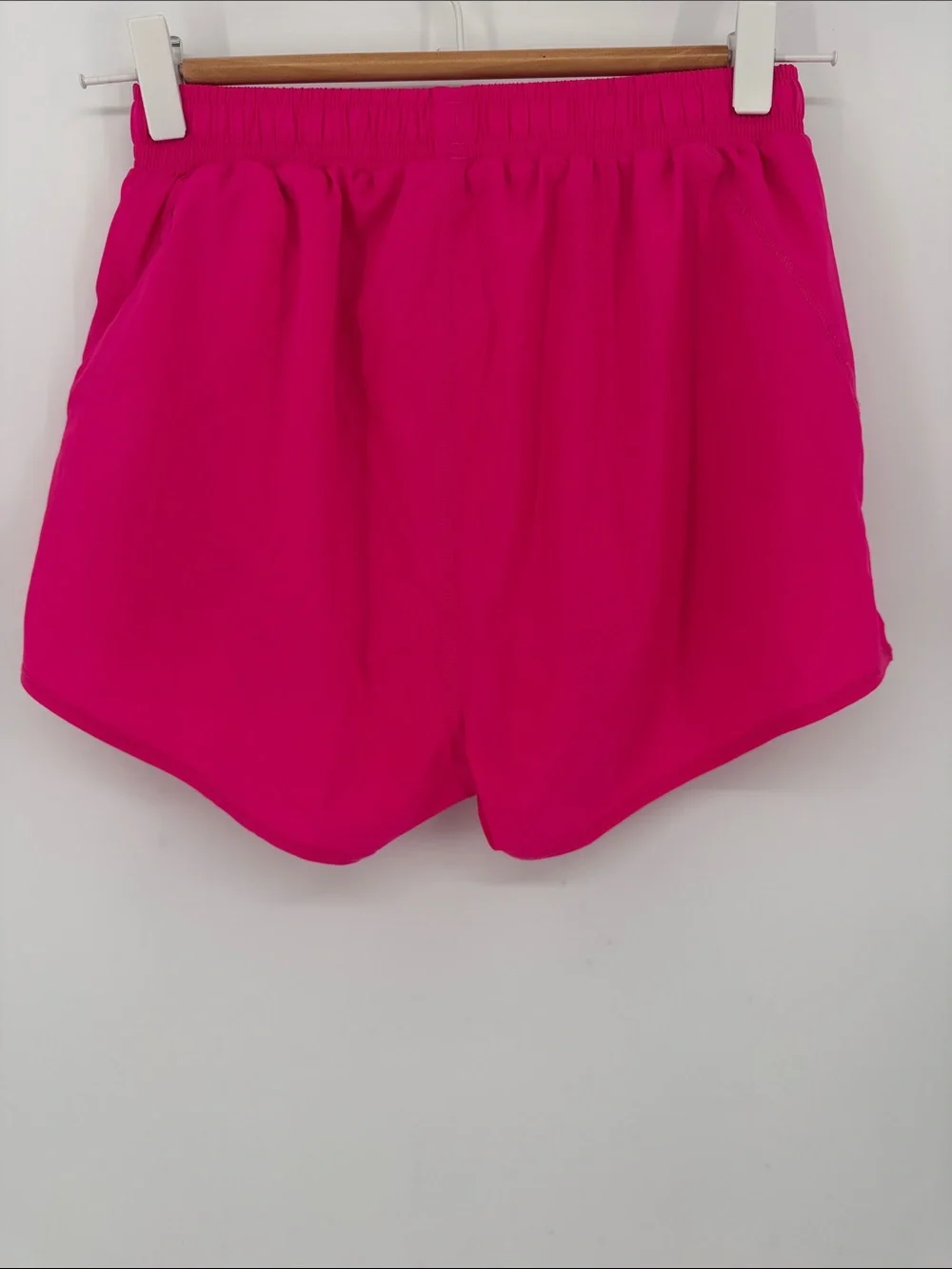 Alo Yoga Stride Running Shorts Hot Pink Lined Athletic Shorts XS
